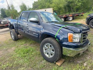 2012 GMC Sierra 1500 SLE - Exterior Front Right Corner Image